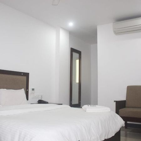 Alshifa Tbg Residency Hotel Perintalmanna Kültér fotó